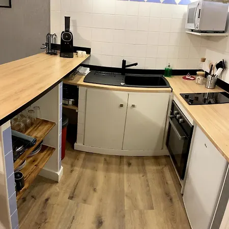 Air Pyrenees 아파트